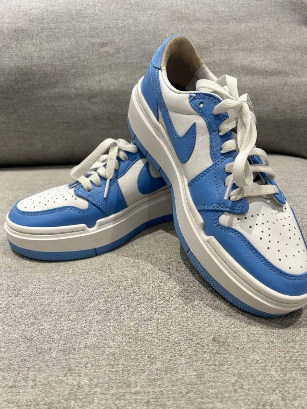 Air Jordan Elevate Low SE – Women’s Size 7 University Blue